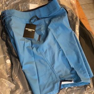 Men’s board shorts